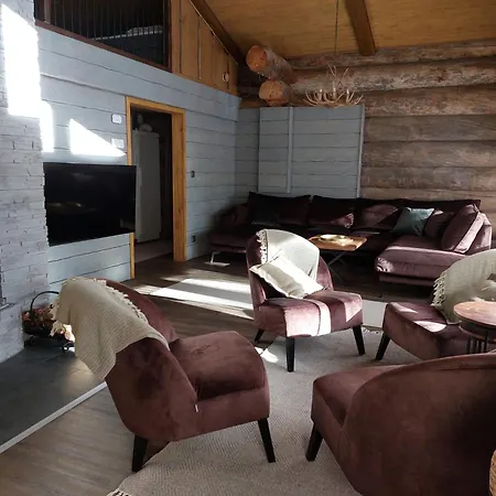 Rovanperaen Kelomoekit Chalet Syote