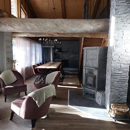 Dağ evi Rovanperaen Kelomoekit *